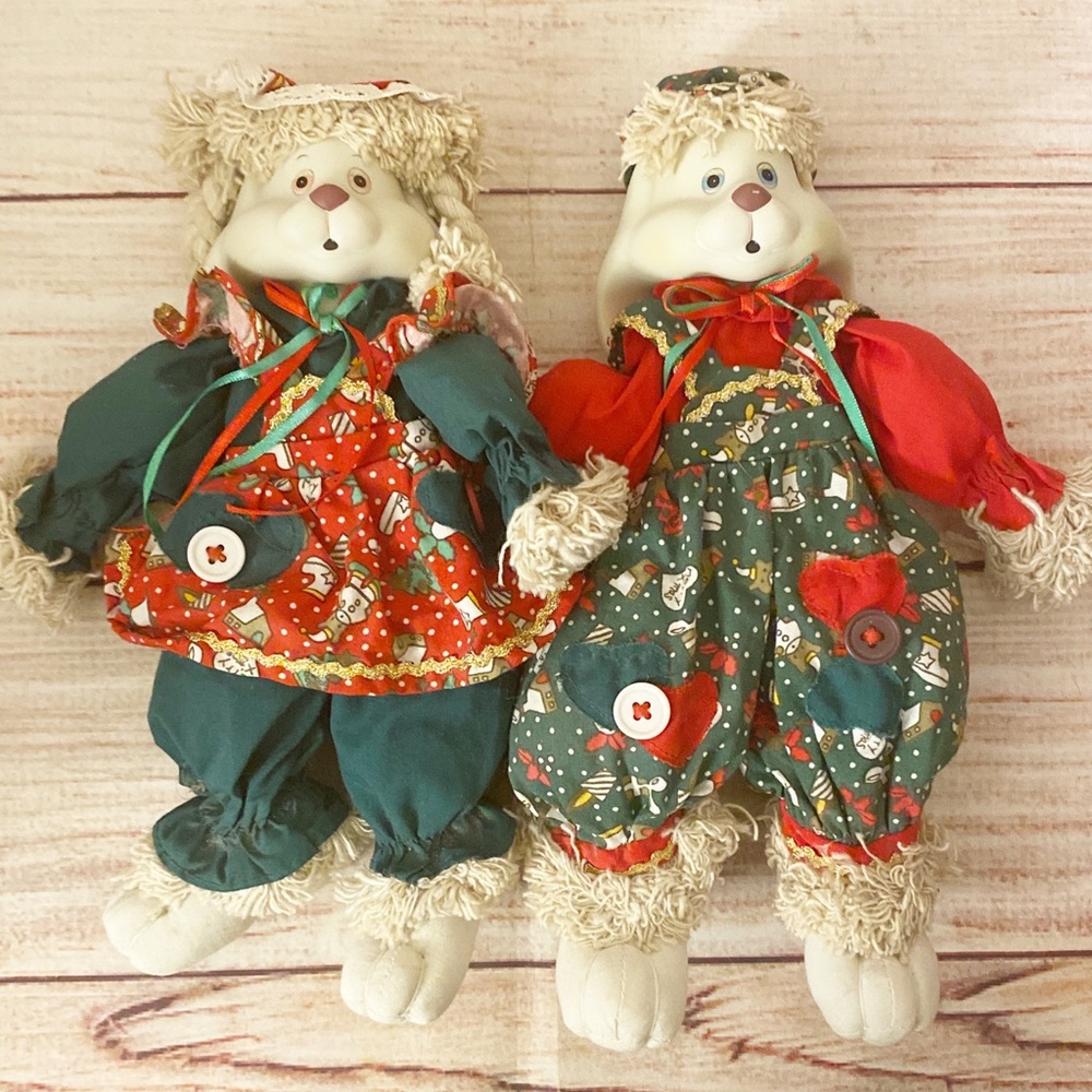 Vintage 1995 House of Lloyd Christmas Around the World Hip & Hop Bunnies